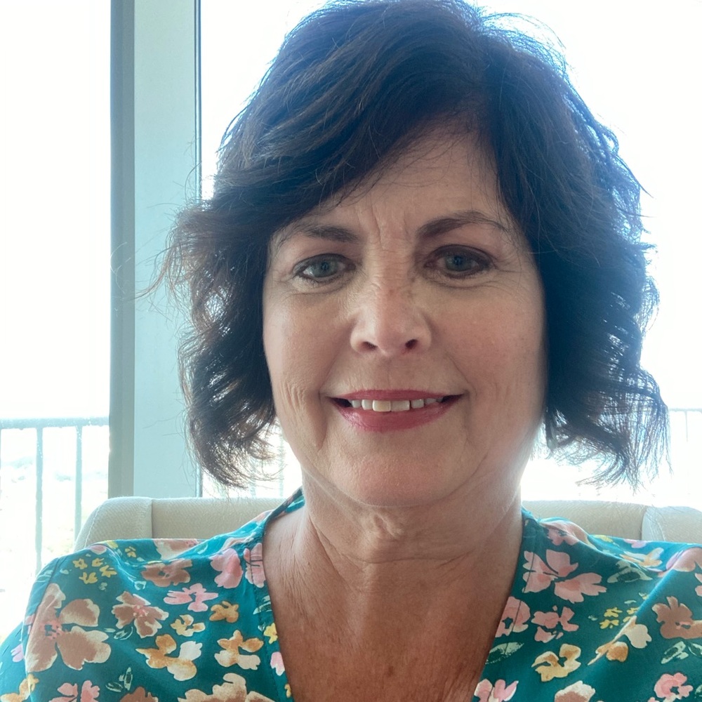 Meet your Posher, Michele